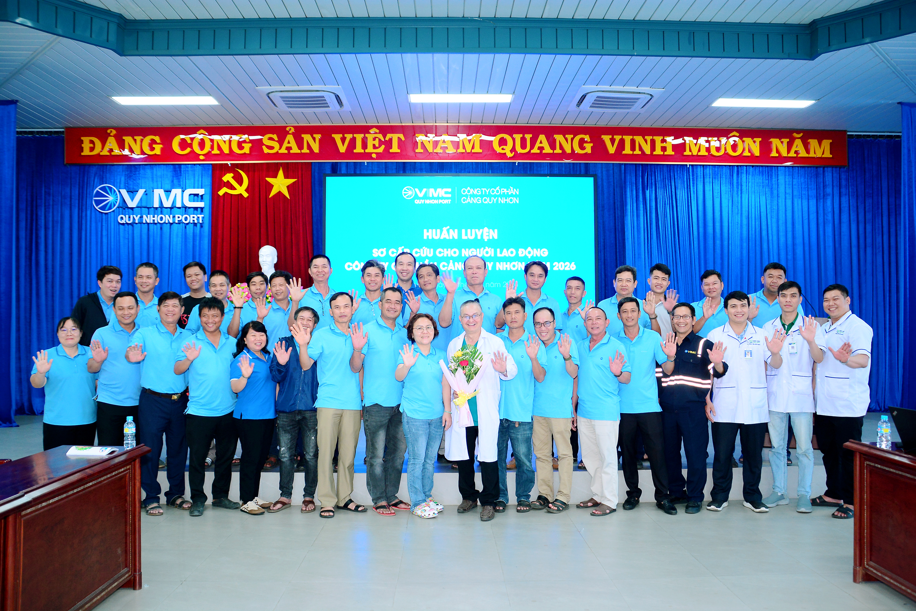 An toàn bắt đầu từ hành động: Cảng Quy Nhơn tổ chức huấn luyện sơ cấp cứu cơ bản cho người lao động năm 2026