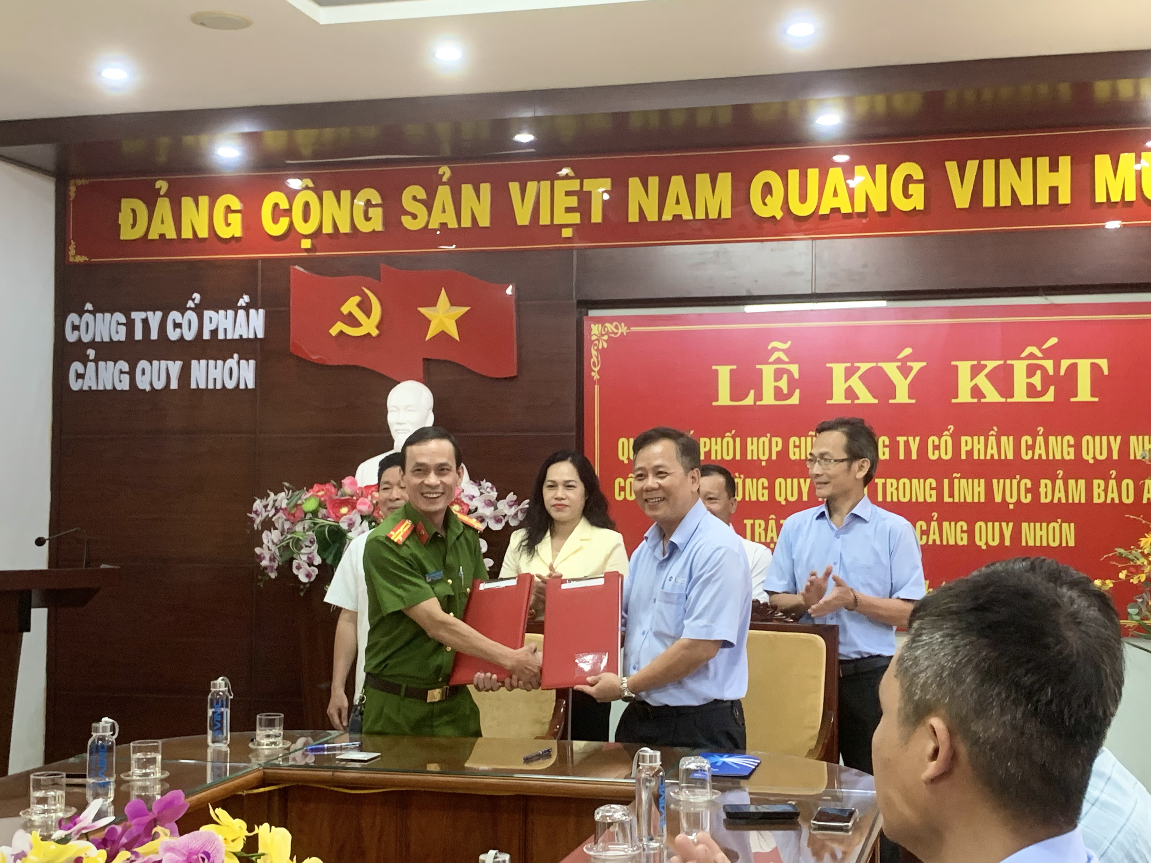 TĂNG CƯỜNG PHỐI HỢP ĐẢM BẢO AN NINH TRẬT TỰ KHU VỰC CẢNG BIỂN