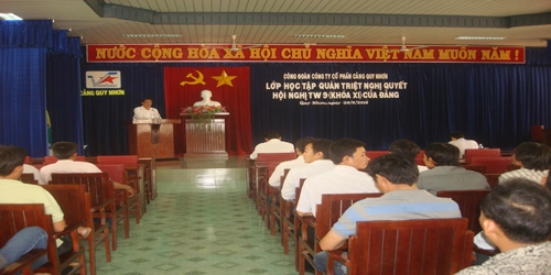 Công đoàn công ty tổ chức học tập nghị quyết TW9 (Khóa XI) của Đảng
